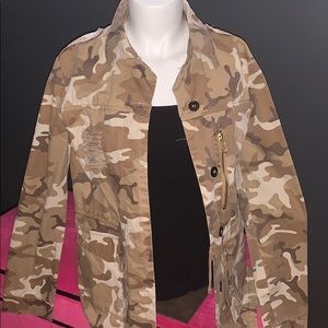 Camouflage (brown) shirt/jacket